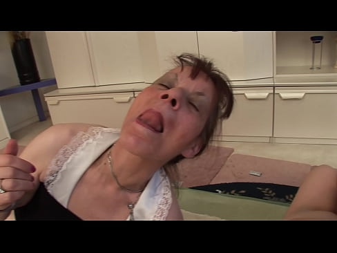 ❤️ Twee oumas en een oupa het 'n drietal Harde pornografie op af.vbdsm.ru ﹏