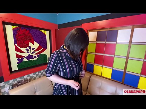 ❤️ Japanese cutie met groot tiete masturbeer met seksspeelgoed en kry 'n orgasme. Sy praat in 'n onderhoud oor haar fokken ervaring. Groot tiete en harige poes wat hard kreun. Osakaporn Harde pornografie op af.vbdsm.ru ﹏